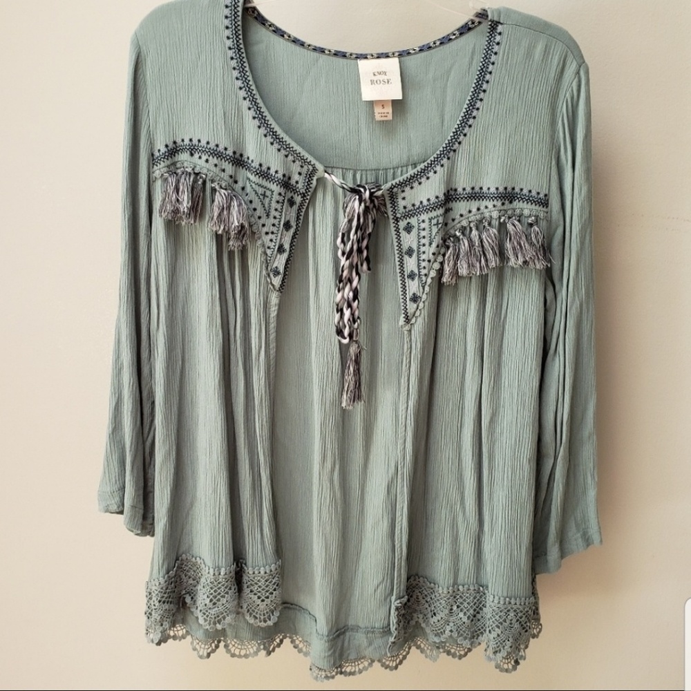 Knox Rose Boho Fringe Embroidered Peasant Top